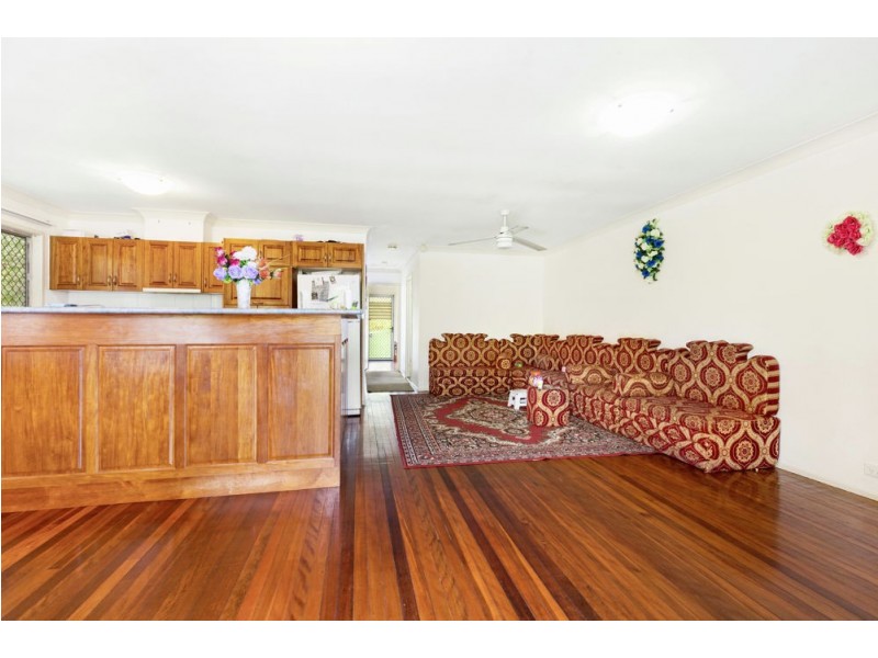 7 Windsor St, Slacks Creek QLD 4127