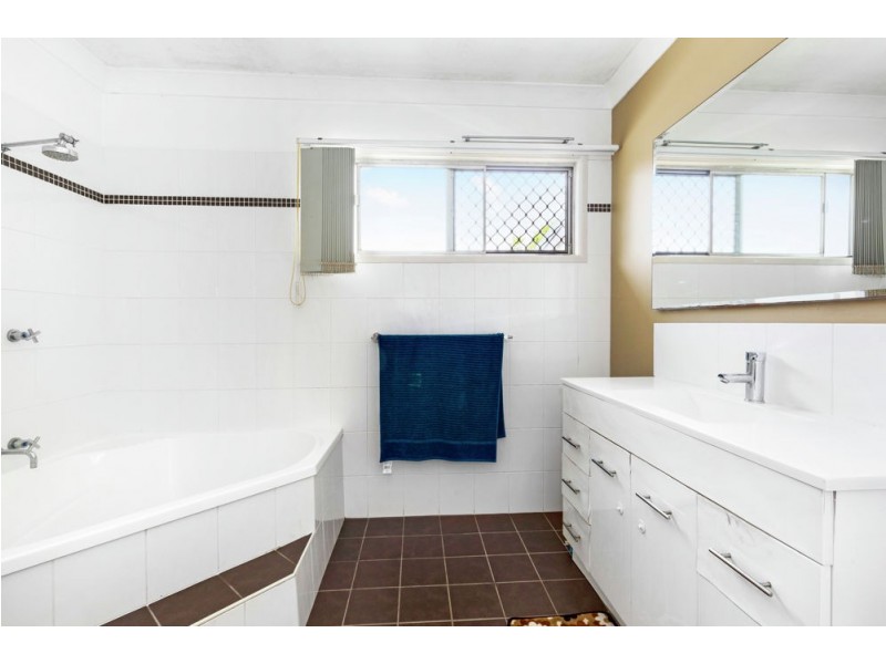 7 Windsor St, Slacks Creek QLD 4127