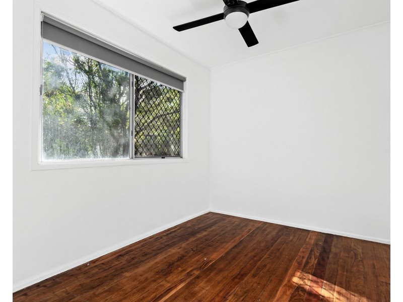 5 Licola Street, Woodridge QLD 4114
