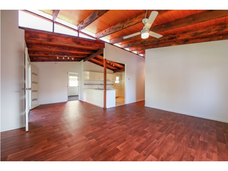 26 Hepworth Street, Arundel QLD 4214