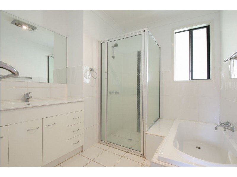 26 Hepworth Street, Arundel QLD 4214