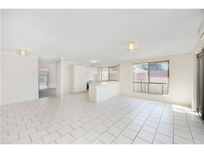 52 Greenacre Drive, Parkwood QLD 4214