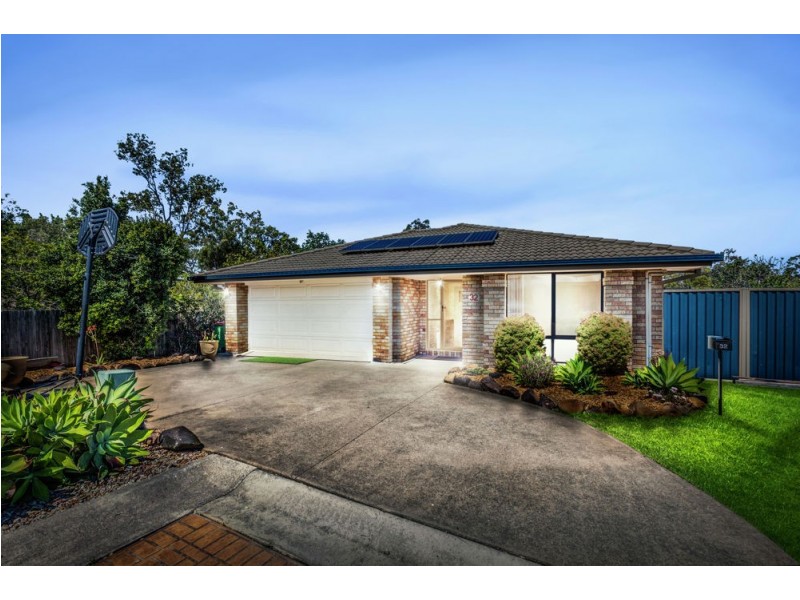 32 Mountain View Crescent, Mount Warren Park QLD 4207