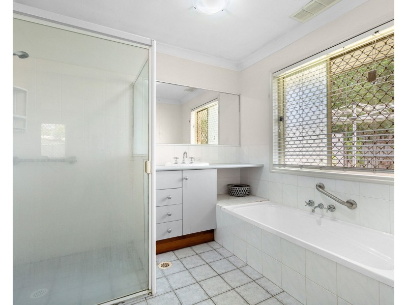 26 Kaiser Court, Waterford West QLD 4133
