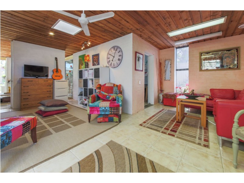 9 Lergessner Street, Biggera Waters QLD 4216