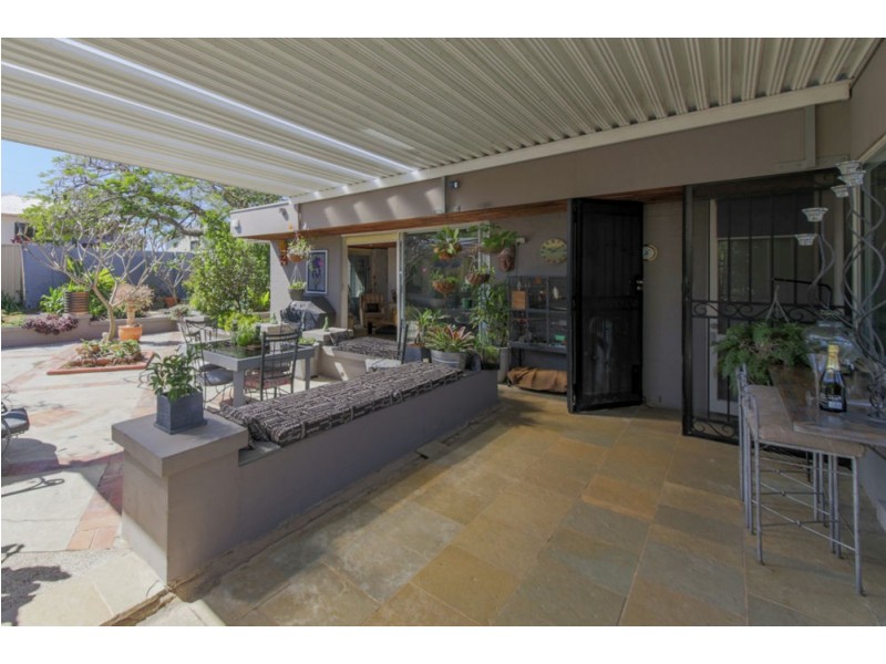 9 Lergessner Street, Biggera Waters QLD 4216