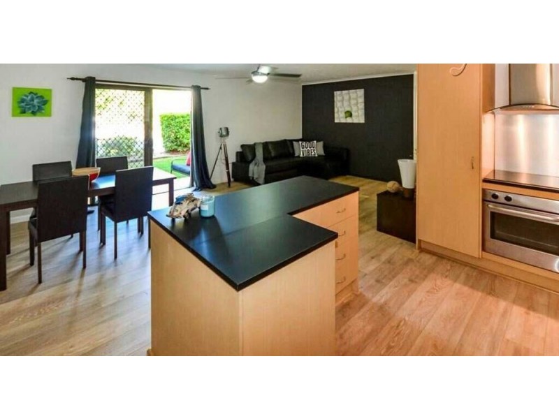 1/50 Brighton Street, Biggera Waters QLD 4216