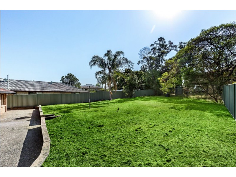 8 Elonera Drive, Slacks Creek QLD 4127