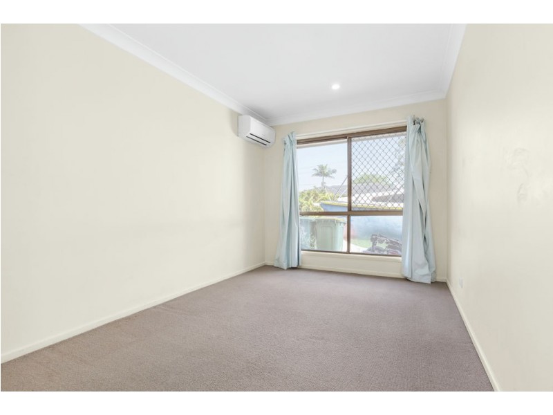 8 Elonera Drive, Slacks Creek QLD 4127