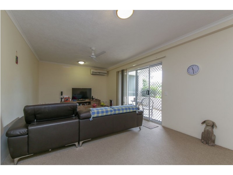 3/4 Proud Street, Labrador QLD 4215