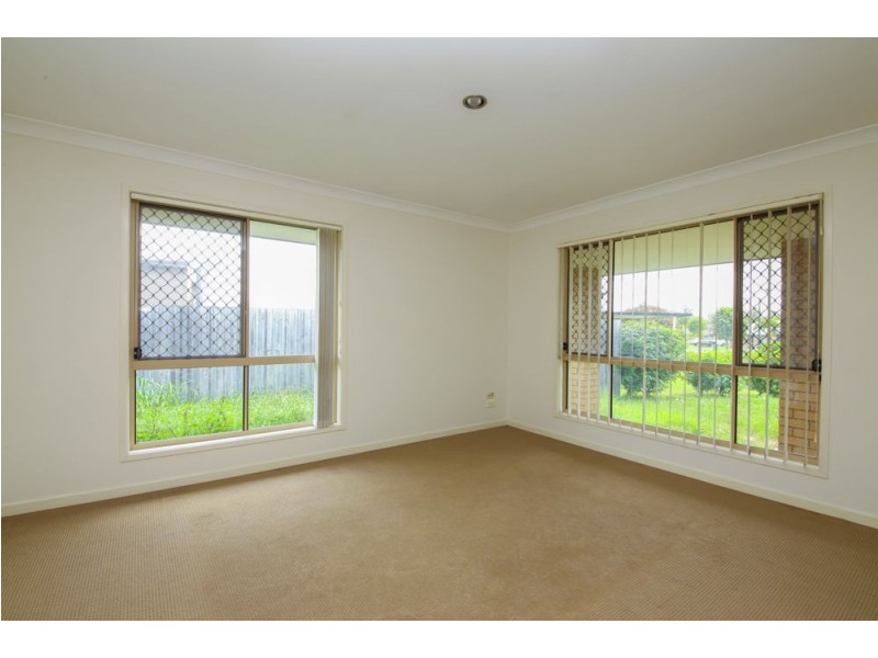 35 Ashmore Close, Marsden QLD 4132