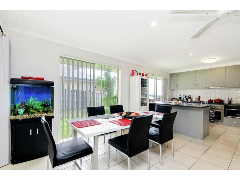 8 Krystle Court, Upper Coomera QLD 4209