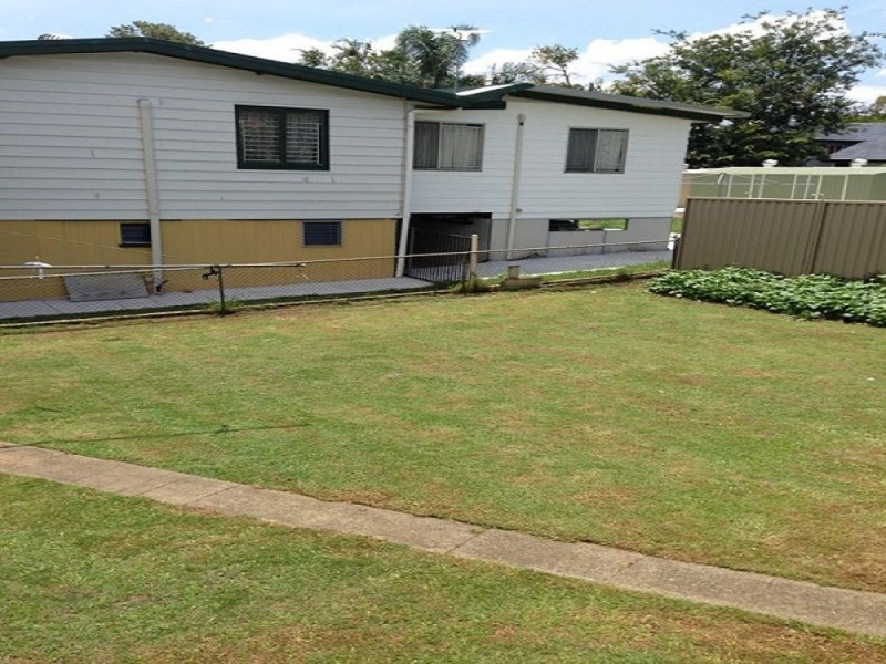 15 Barham Street, Coopers Plains QLD 4108