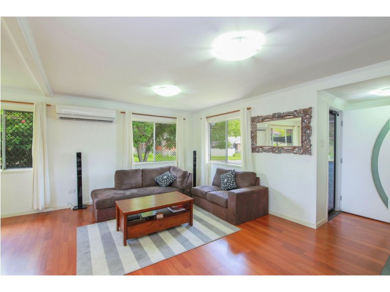 9 Thornside Street, Eagleby QLD 4207