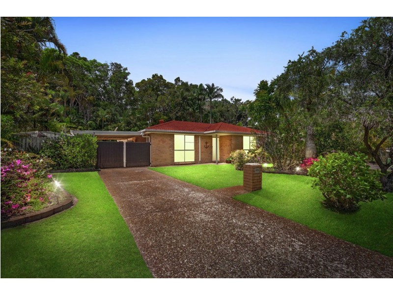 11 Banka Avenue, Jacobs Well QLD 4208