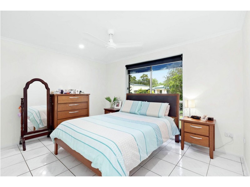 11 Banka Avenue, Jacobs Well QLD 4208