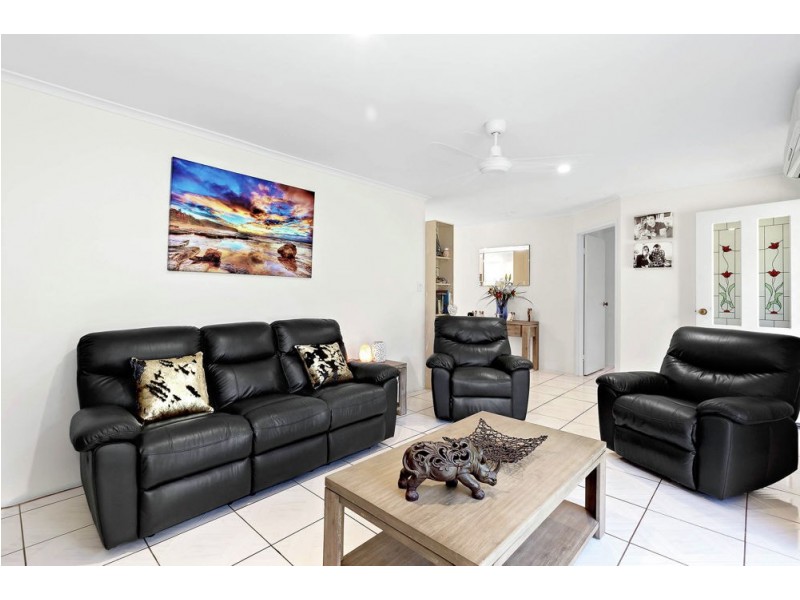 11 Banka Avenue, Jacobs Well QLD 4208