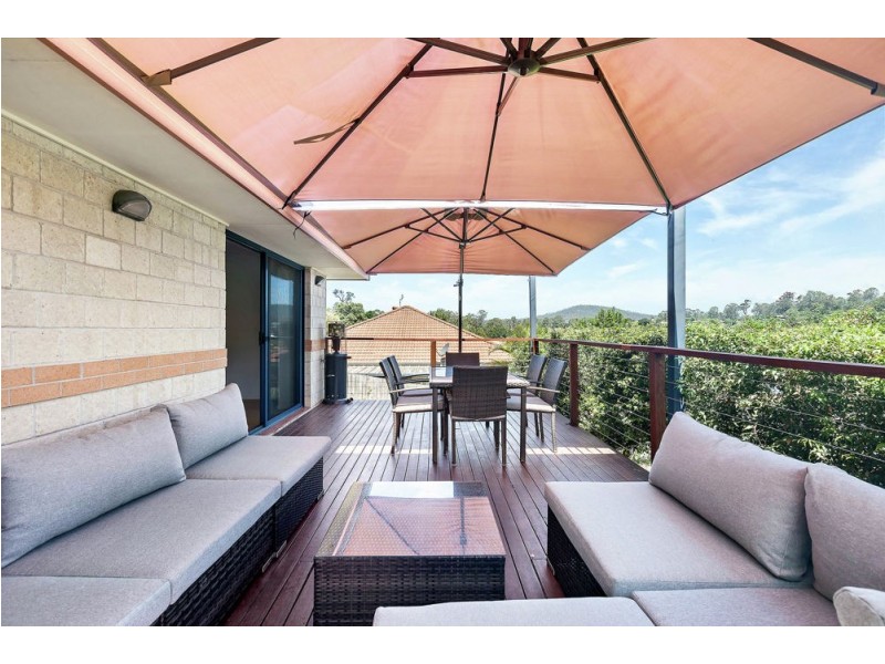 3 Farrer Court, Upper Coomera QLD 4209