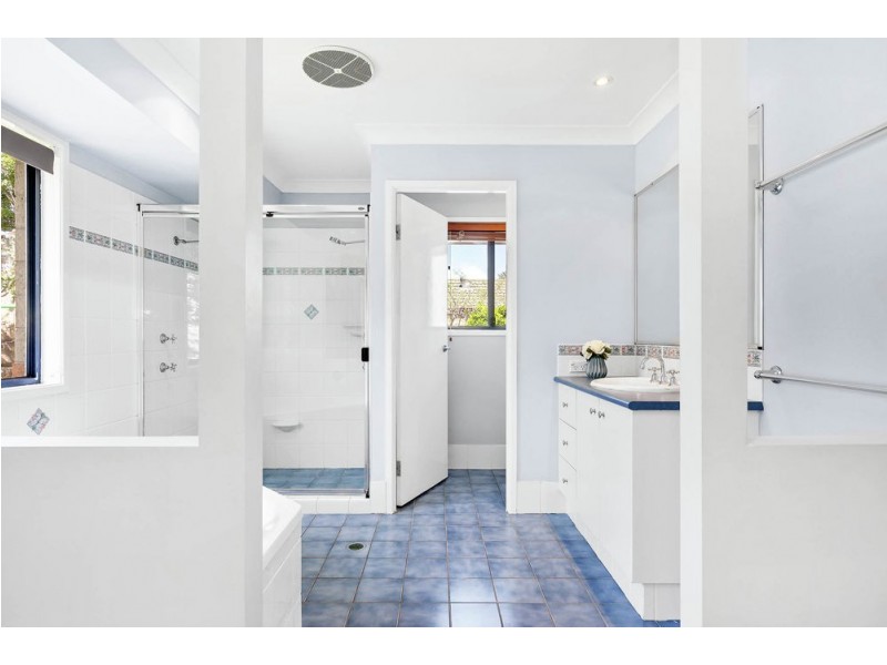 3 Farrer Court, Upper Coomera QLD 4209
