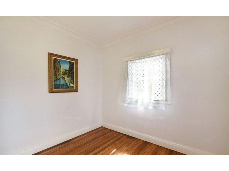 21 Walton Street, Southport QLD 4215