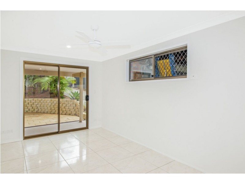 21 Burgundy Court, Highland Park QLD 4211