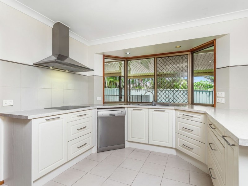 3 Emmet Street, Daisy Hill QLD 4127