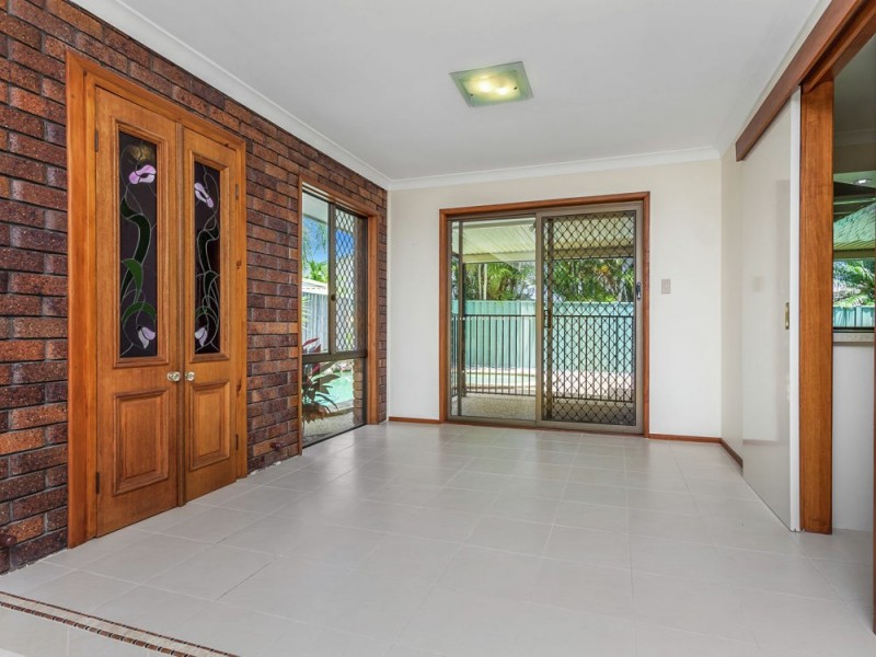 3 Emmet Street, Daisy Hill QLD 4127