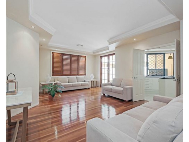 1 Mozart Place, Mackenzie QLD 4156