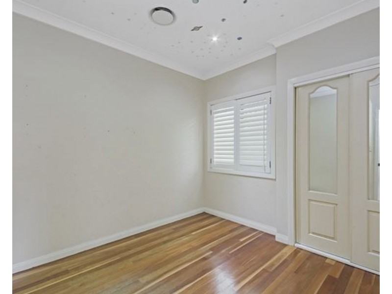 1 Mozart Place, Mackenzie QLD 4156