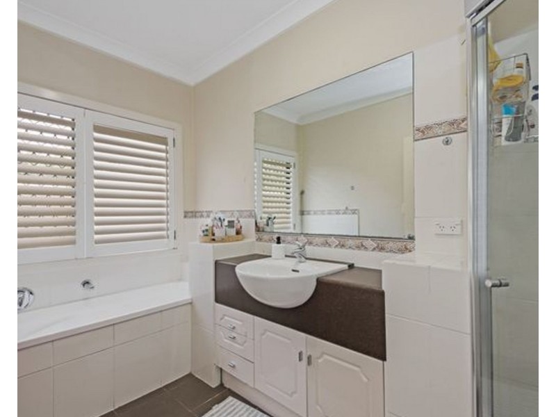 1 Mozart Place, Mackenzie QLD 4156