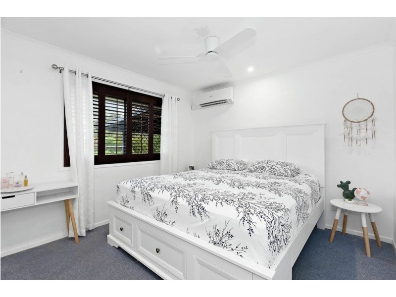 24 Village Drive, Daisy Hill QLD 4127