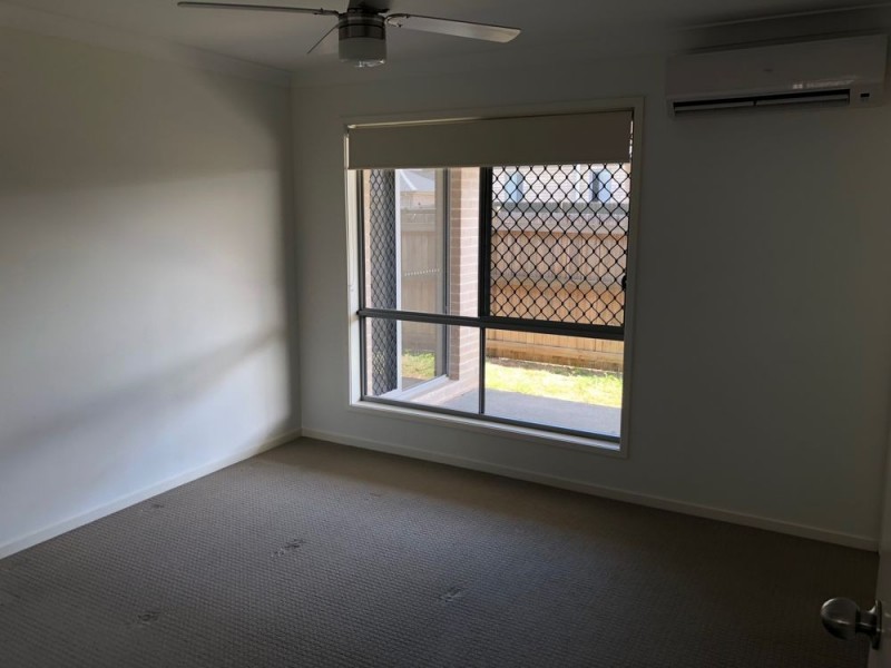 9 Tanzanite Ave, Logan Reserve QLD 4133