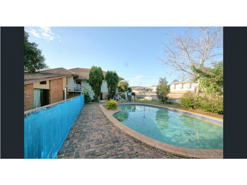 15 Hammersmith Street, Coopers Plains QLD 4108