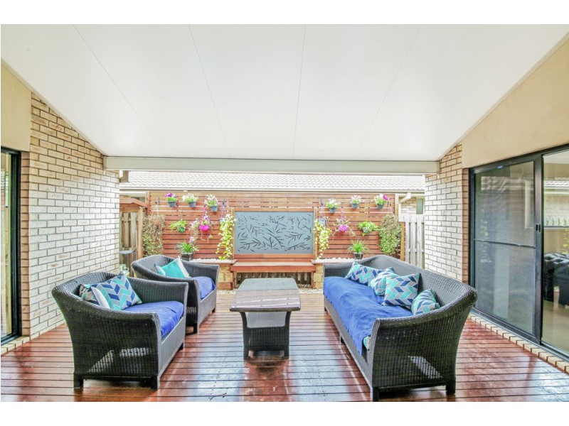 19 Matthews Crescent, Pimpama QLD 4209