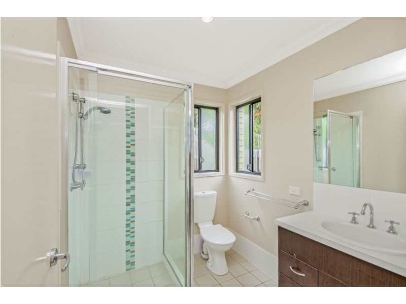 19 Matthews Crescent, Pimpama QLD 4209