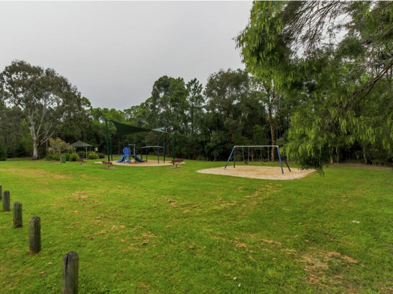 19 Matthews Crescent, Pimpama QLD 4209