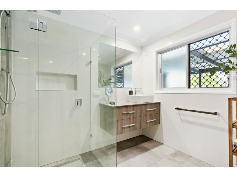 9 Denny Way, Rochedale South QLD 4123