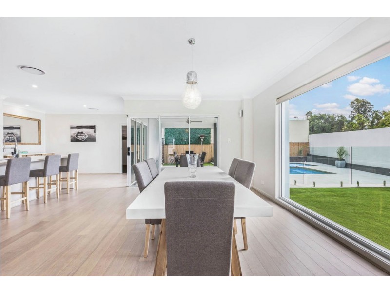35 Cockatoo Place, Rochedale QLD 4123
