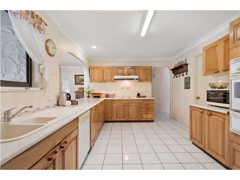 5 Tuff Court, Shailer Park QLD 4128