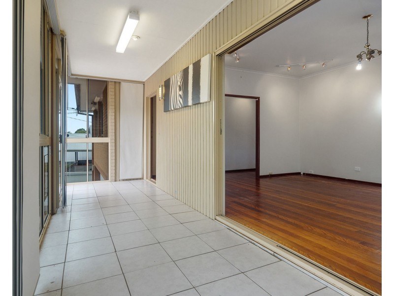 14 Lauretta Avenue, Springwood QLD 4127