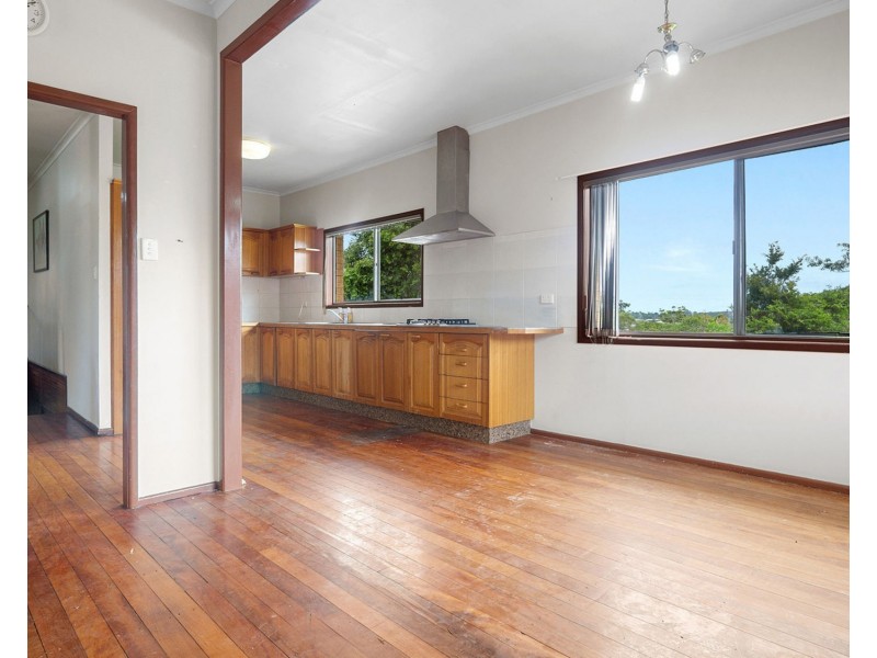 14 Lauretta Avenue, Springwood QLD 4127