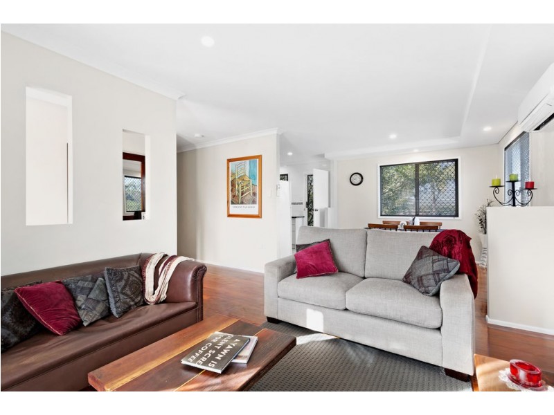 12 Stubbs Road, Woodridge QLD 4114
