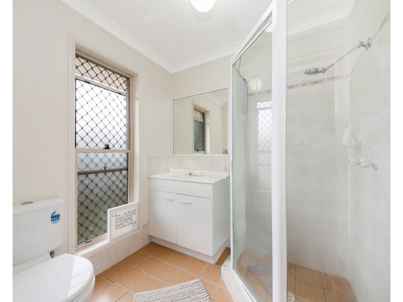92 Golden Avenue, Calamvale QLD 4116