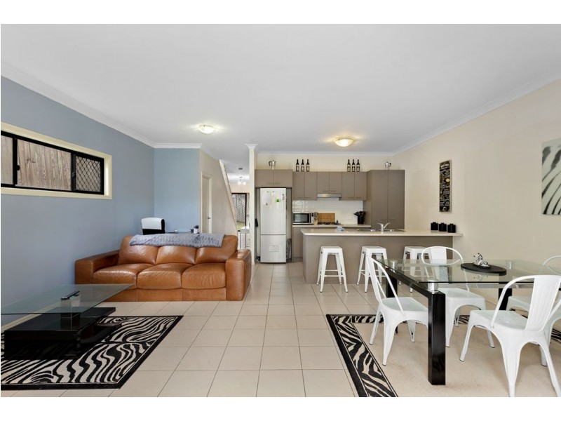 2/2 Millstream Retreat, Waterford QLD 4133