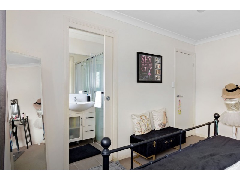 2/2 Millstream Retreat, Waterford QLD 4133