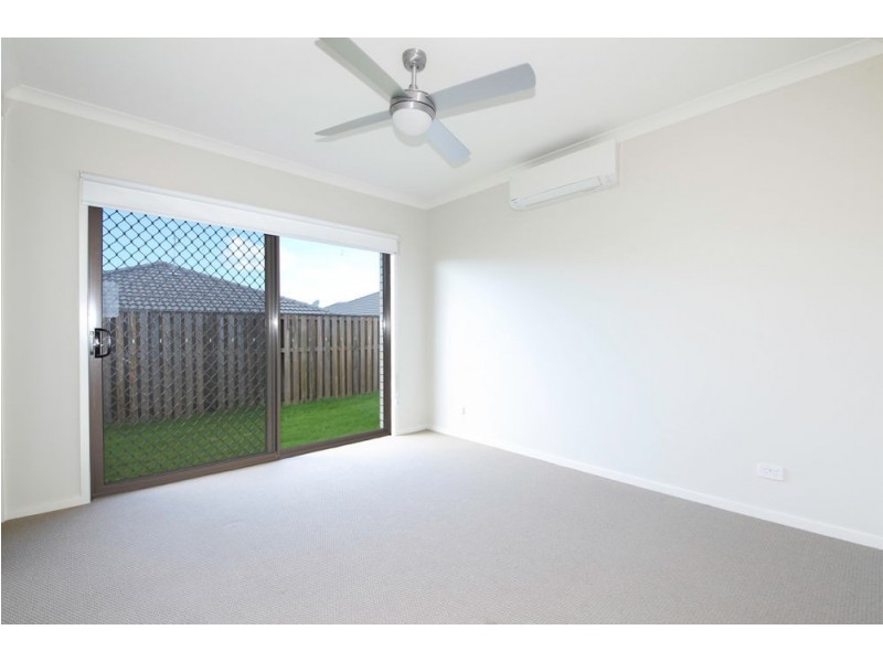 12 Lindeman Circuit, Pimpama QLD 4209