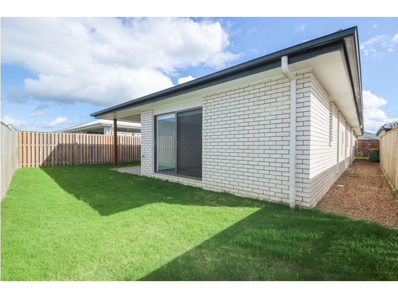 12 Lindeman Circuit, Pimpama QLD 4209
