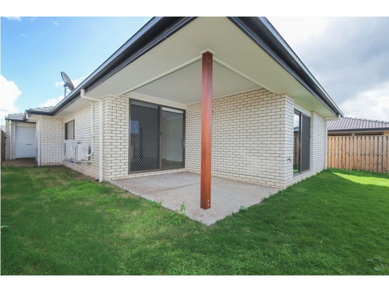 12 Lindeman Circuit, Pimpama QLD 4209