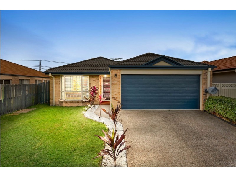 5 Stockwellia Street, Meadowbrook QLD 4131