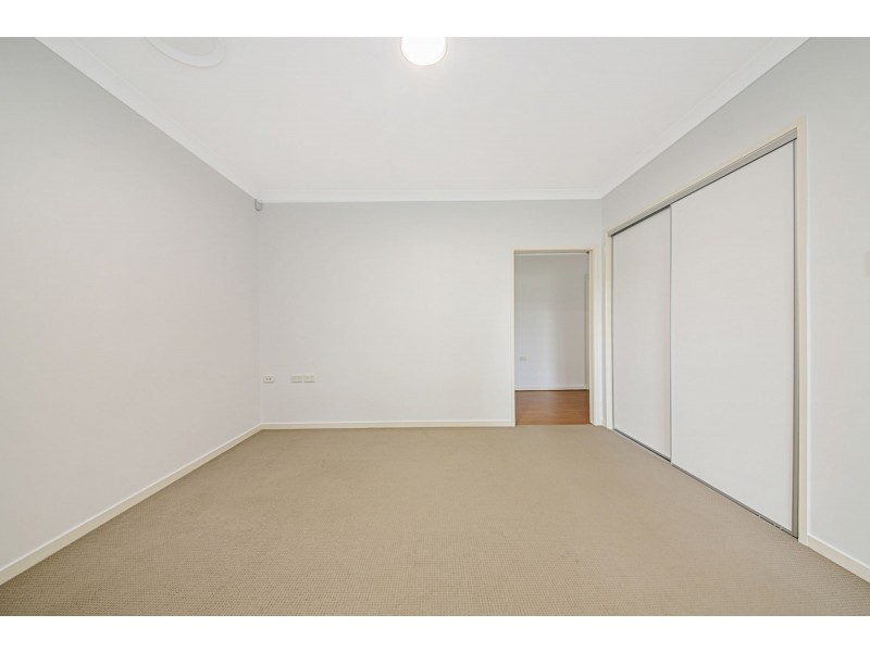 80 John Markwell Parade, Daisy Hill QLD 4127